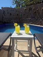 Moi Cunda