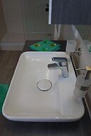 Race & Rest Apartments