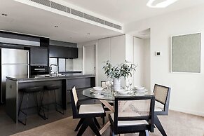 Harbour View 2BR Docklands Apt Near Marvel Stadium