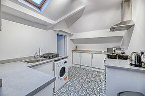 Glendale House by Guestz