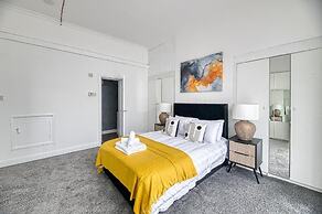 Glendale House by Guestz