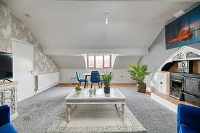 Glendale House by Guestz