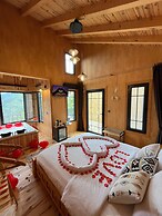 VARYA BUNGALOWS