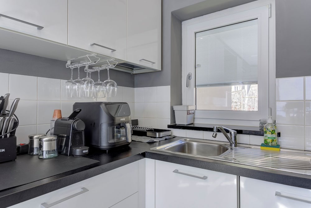 Open View Apartment by Wonderful Italy