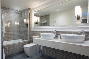 Ivanhoe Hotel