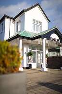 Ivanhoe Hotel