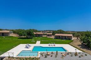 ISULA TRAVEL - Panoramic Relax Lodges