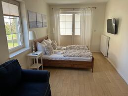 Large, Comfortable Apartment With a Terrace