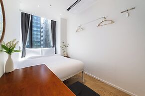 HOTEL LETS ABOVE