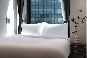 HOTEL LETS ABOVE