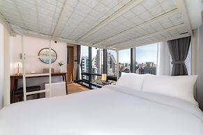 HOTEL LETS ABOVE