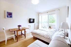 Cozy and Comfortable Apartment for 2 People