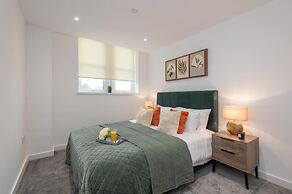 Thornhill House by Guestz