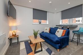 Thornhill House by Guestz