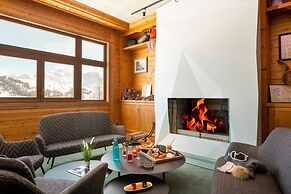 Modern Twin Room With Ski Facilities