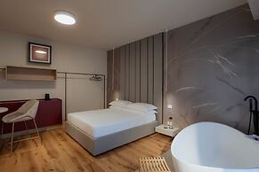 Octantis Signature Rooms