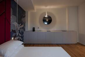 Octantis Signature Rooms