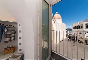 Fantasy House Suites