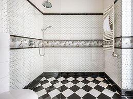 The Gallery Suites by Fragola Collection