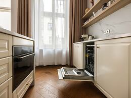 The Gallery Suites by Fragola Collection