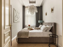 The Gallery Suites by Fragola Collection