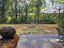 Historic Romantic Pavilion Retreat for 4