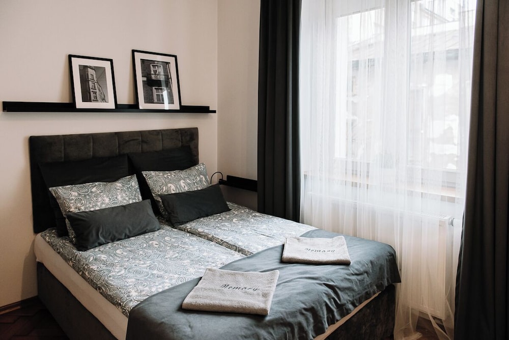 Memory Apartments