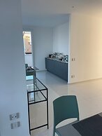 Gheloi Room