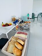 Gheloi Room
