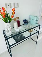 Gheloi Room