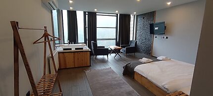 Merze Suit Otel