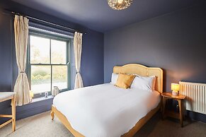 Host Stay - Mulgrave House