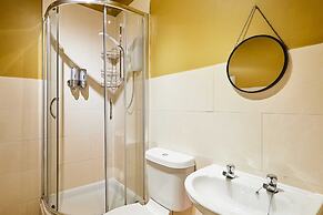 Host Stay - Mulgrave House