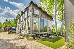Tiny Cabin Getaway in the Tennessee River Valley