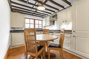 Beautiful 3 Bedroom Flat in Fulham