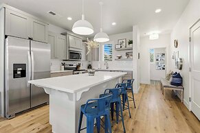 The Retreat - Resort Amenities - New Listing
