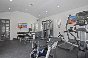 The Retreat - Resort Amenities - New Listing