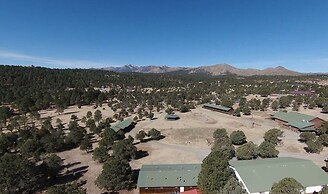 Mountain View Cedar Lodge Cabin