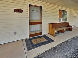 Mountain View Cedar Lodge Cabin