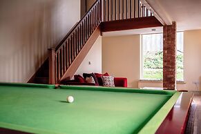 Stunning Five BD Home Near Tewkesbury