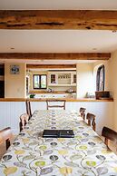 Stunning Five BD Home Near Tewkesbury