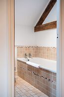 Stunning Five BD Home Near Tewkesbury