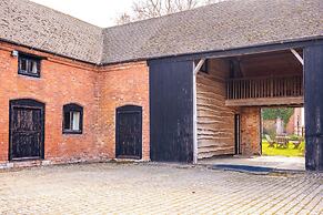 Stunning Five BD Home Near Tewkesbury