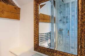 Stunning Five BD Home Near Tewkesbury