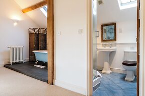 Stunning Five BD Home Near Tewkesbury