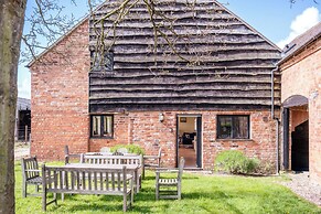 Stunning Five BD Home Near Tewkesbury