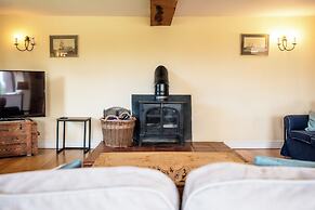 Stunning Five BD Home Near Tewkesbury