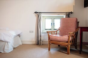 Stunning Five BD Home Near Tewkesbury