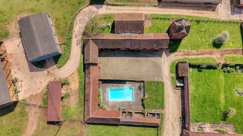 Stunning Five BD Home Near Tewkesbury