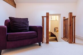 Stunning Five BD Home Near Tewkesbury